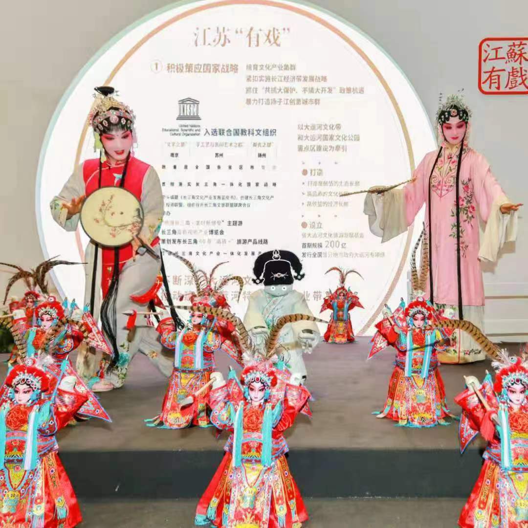 乘“数”而上构筑数字产业发展新优势